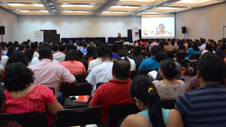 Brinda IEEPO capacitación para fortalecer la educación indígena