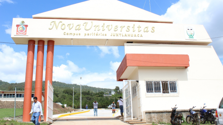 Recibieron 63 obras en la Mixteca, Sierra Norte y Sierra Sur