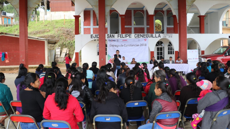 Imparte Icapet capacitación a comunidades de la Sierra Sur