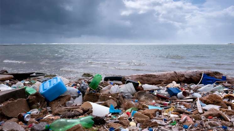 Exhorta Semarnat no usar desechables en las playas