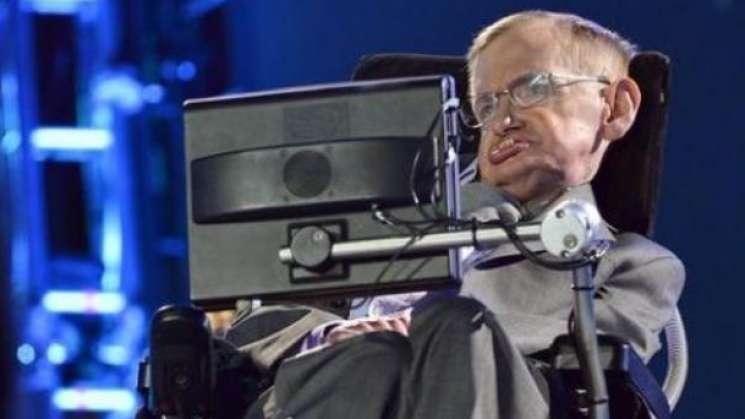 Dan a conocer ensayo póstumo de Stephen Hawking