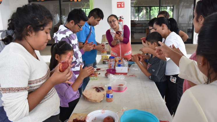 Imparten talleres para emprendimiento de personas discapacitadas