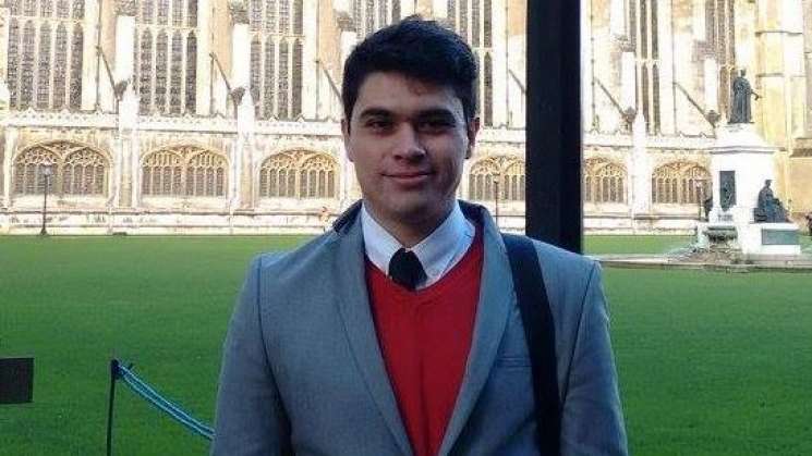 Becario del Conacyt gana premio en Cambridge