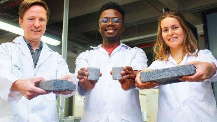 Crean bioladrillo fabricado con orina de personas
