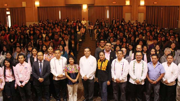 En la educación reside el potencial para el cambio: Rector UABJO 