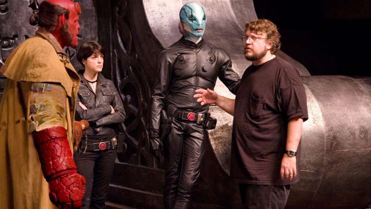 Guillermo del Toro otorga becas a jóvenes cineastas mexicanos