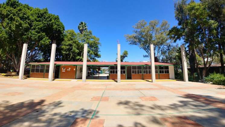 Mejor infraestructura para 600 alumnos del CBTA-Zaachila