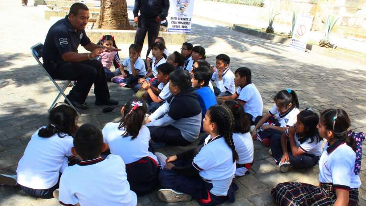 Niñas y niños disfrutan del  Miércoles Libre ¡Vive el Centro!  
