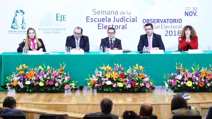 Escuelas judiciales deben tener una agenda de investigación 