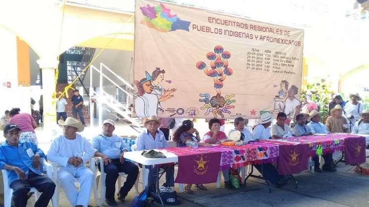 Realizan foro afromexicano.indígena en Corralero, Pinotepa
