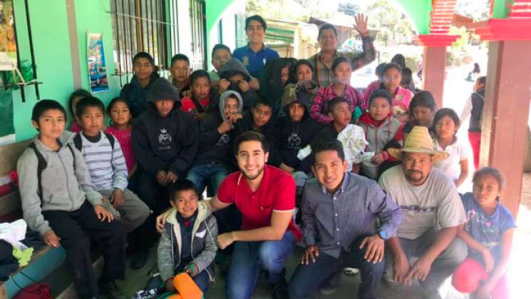 Adelante Fuerza Juvenil Oaxaqueña A.C apoya a “La Cieneguilla”