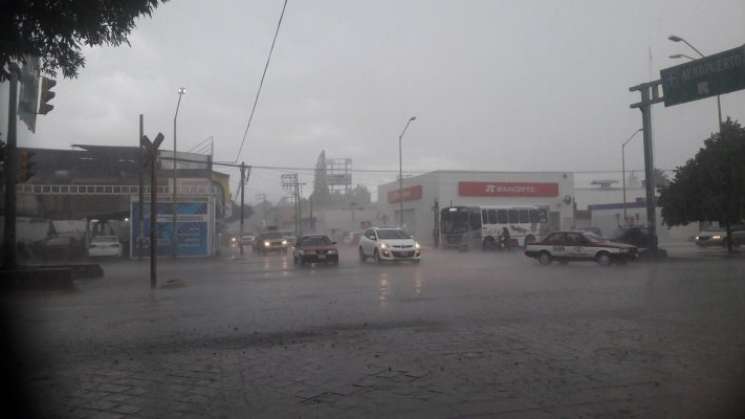 Seguirán lluvias y bajas temperaturas en Oaxaca