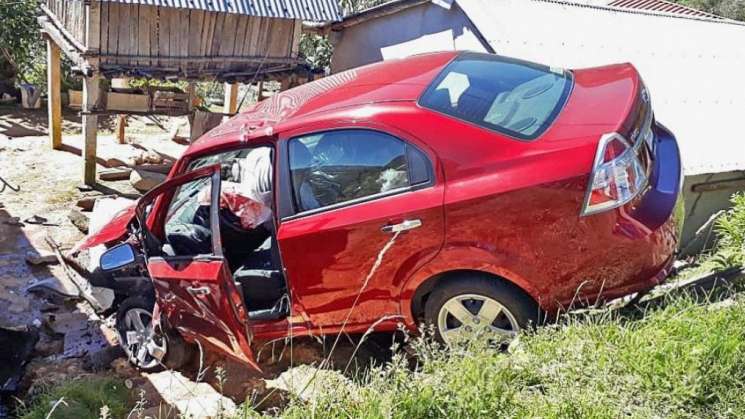 En asalto carretero fallece hermana de periodista en Oaxaca