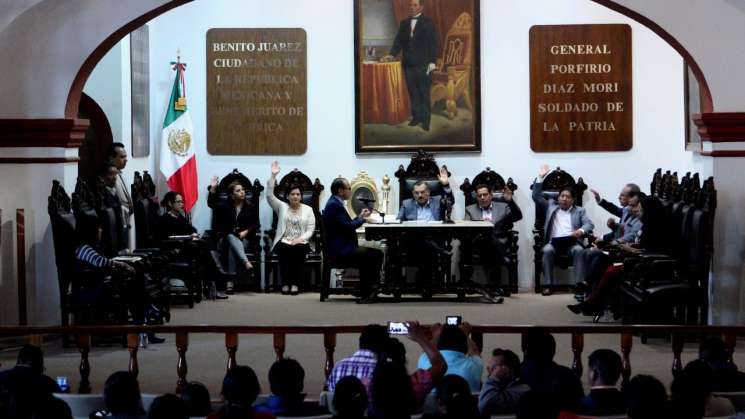 Aclara Ayuntamiento: no pidió licencia edil capitalino JAHF