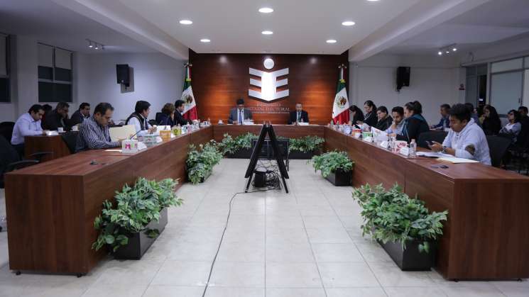 Exhorta IEEPCO garantizar libre ejercicio de mujeres electas