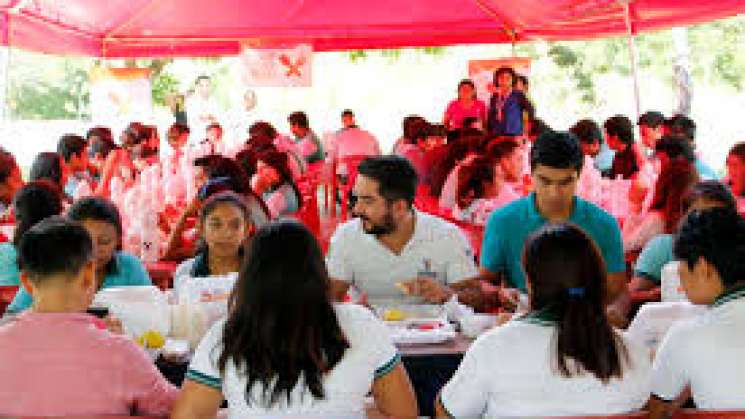 Injeo pone en operación Comedores Poder Joven    