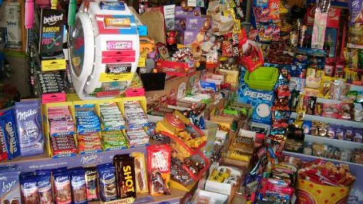 Senado promueve prohibir publicidad de comida chatarra en medios