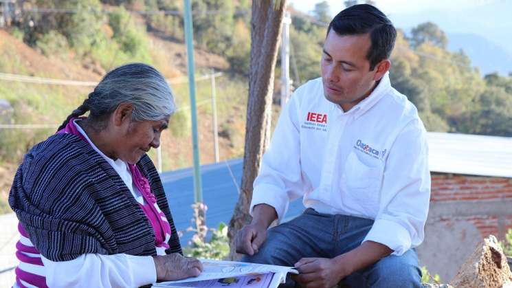 En dos años IEEA alfabetiza a más de 19 mil oaxaqueños