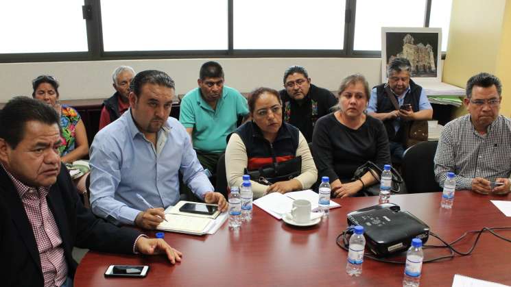 San Bartolo Coyotepec y Sinfra construirán mercado de artesanías