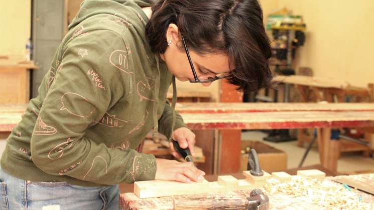 Invitan a la ciudadanía a aprender un oficio en el EMCAI   