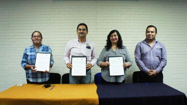 CECAD y FMVZ impulsan educación a distancia con firma de convenio