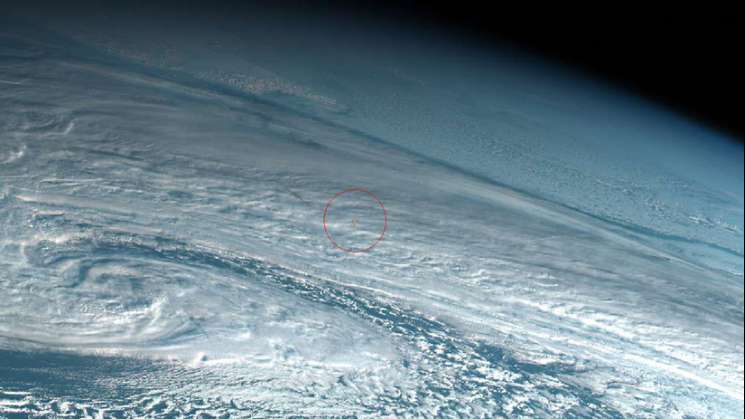 Caída de Meteorito produce una explosión sobre el Pacífico