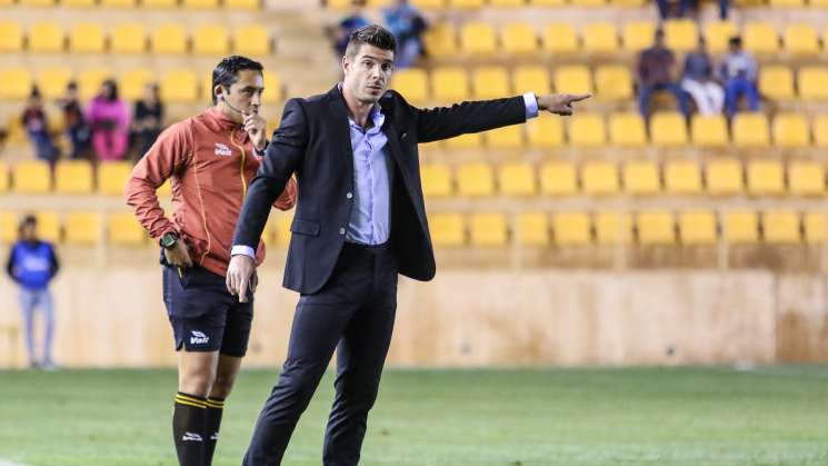 Alex Diego Tejado deja a los Alebrijes de Oaxaca