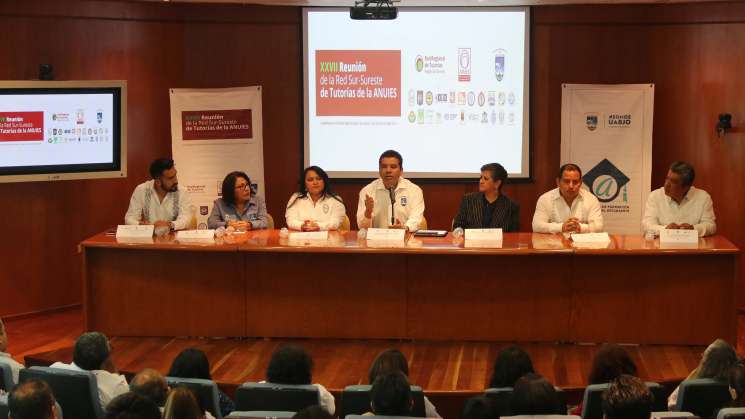 Fortalece ANUIES prácticas y técnicas para manejo de las Tutorías