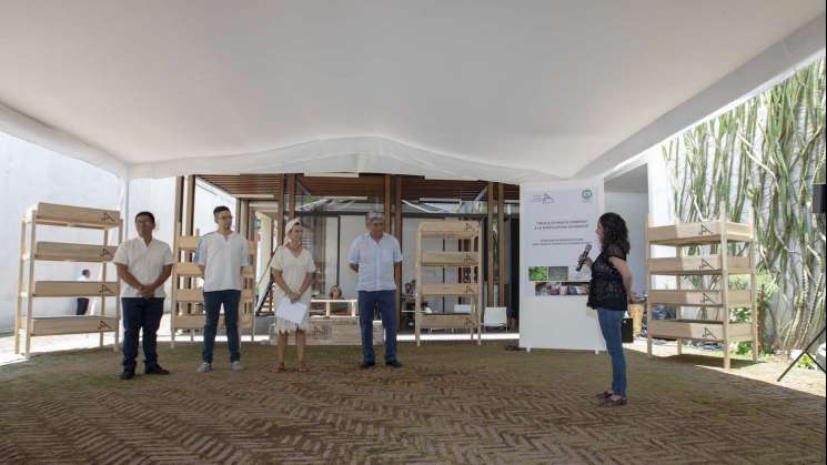 Donan infraestructura para salas de crianza de gusanos de seda