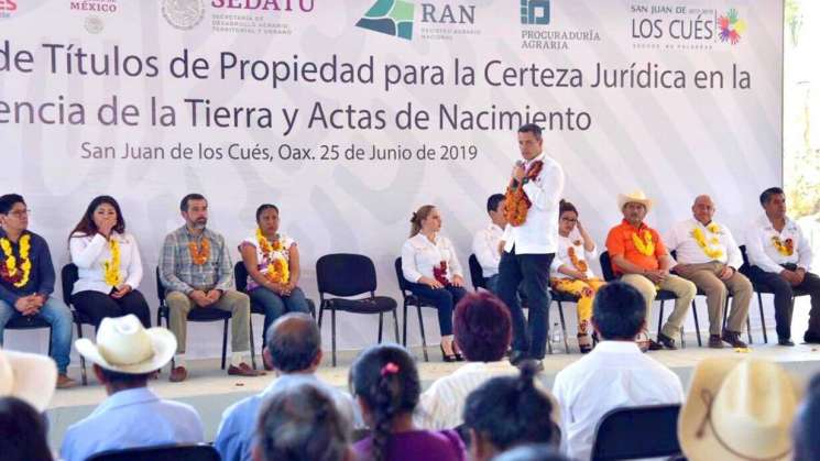 961 familias de la Cañada reciben títulos de propiedad
