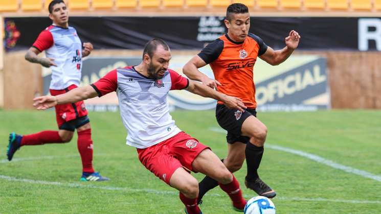 Alebrijes de Oaxaca ensaya sus piezas