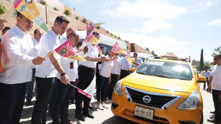 Garantiza Alejandro Murat una mejor movilidad urbana en fiestas