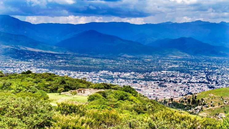 Monte Albán , la zona de oro de Oaxaca y México