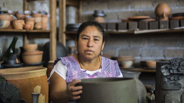 Nacer del barro lo más sagrado que existe: Rufina Ruiz López