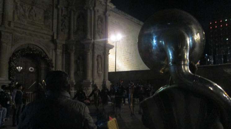 Crónicas y Vericuetos/ 