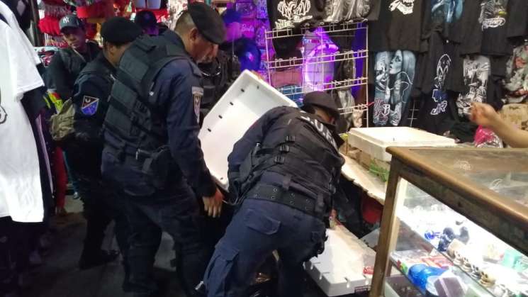 Asegura Policía Municipal 250 kilogramos de pirotecnia en central
