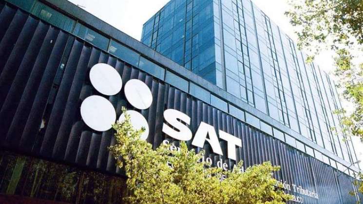 Si gasto en tarjetas supera ingresos habría sanción: SAT