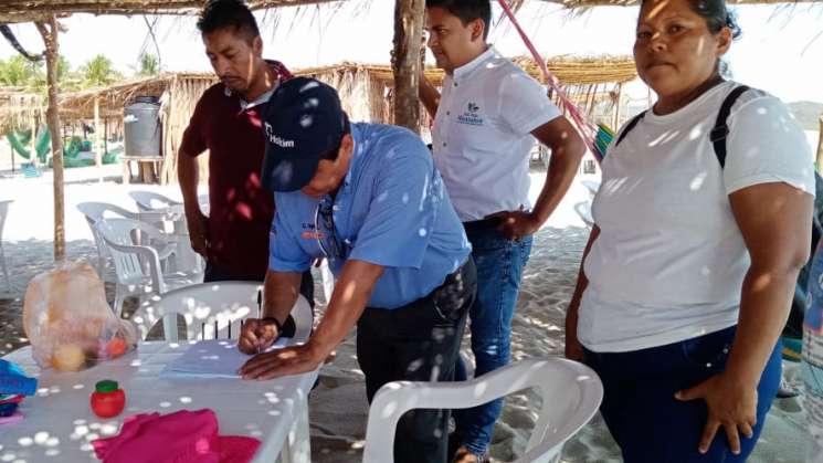 Continúa veda sanitaria en la Costa por marea roja