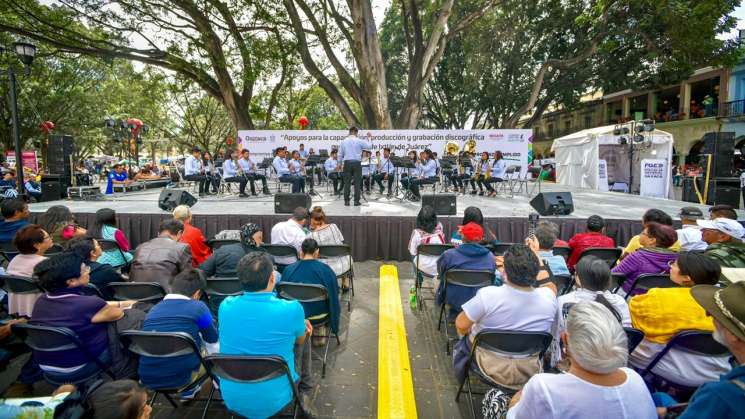 Cumple Gobierno de Oaxaca petición de Ixtlán de Juárez
