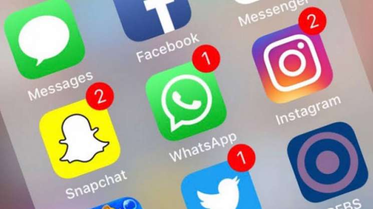 Usan mexicanos 8 horas diarias de WhatsApp, Facebook y Twitter