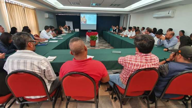 Capacitan Sedesoh, Coplade y GIZ a municipios para ramo 33