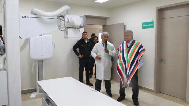 AMLO y AMH refrendan compromiso por la salud