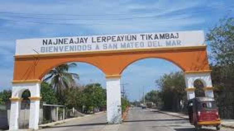 Denuncian atentado contra caravana en San Mateo del Mar