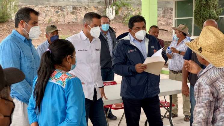AMH construye ruta de paz en San Vicente Coatlán  