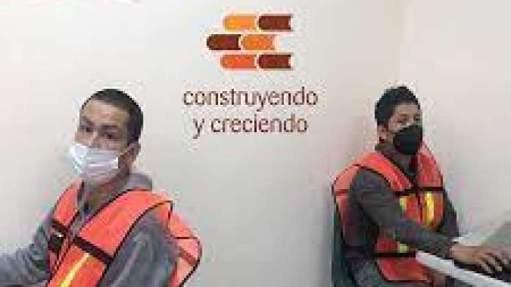 UNESCO otorga premio de alfabetización a fundación mexicana