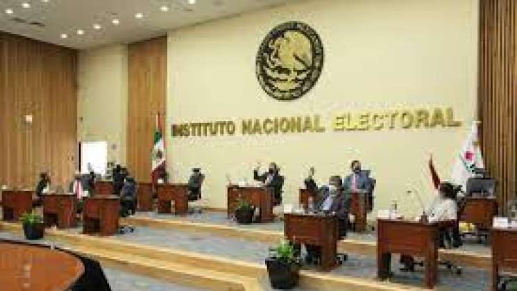 Por intervención de estado; INE amaga anular revocacion