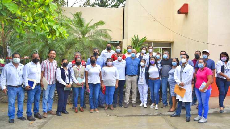 Insabi y AMH evalúan centros de salud en Istmo y Costa dañados