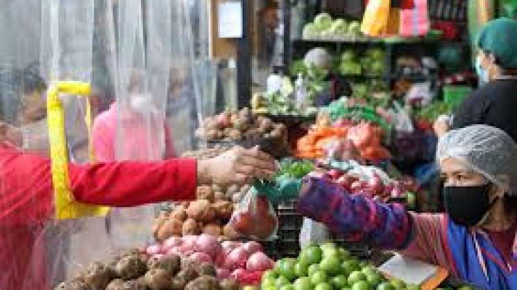 Aumentaron los alimentos y bebidas 11.85%: IMCO