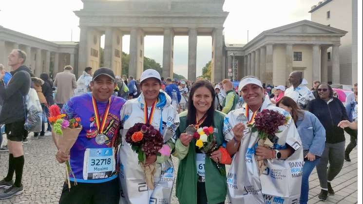 Oaxaqueños cumplen reto del Maratón de Berlín  