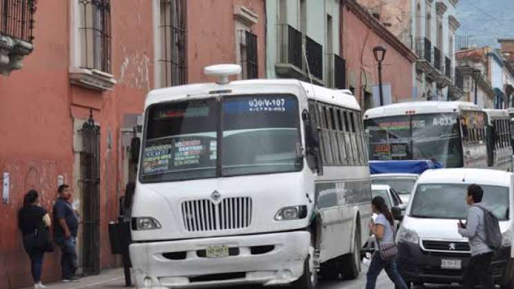 Aumentan tarifa de trasporte sin permiso en capital de Oaxaca